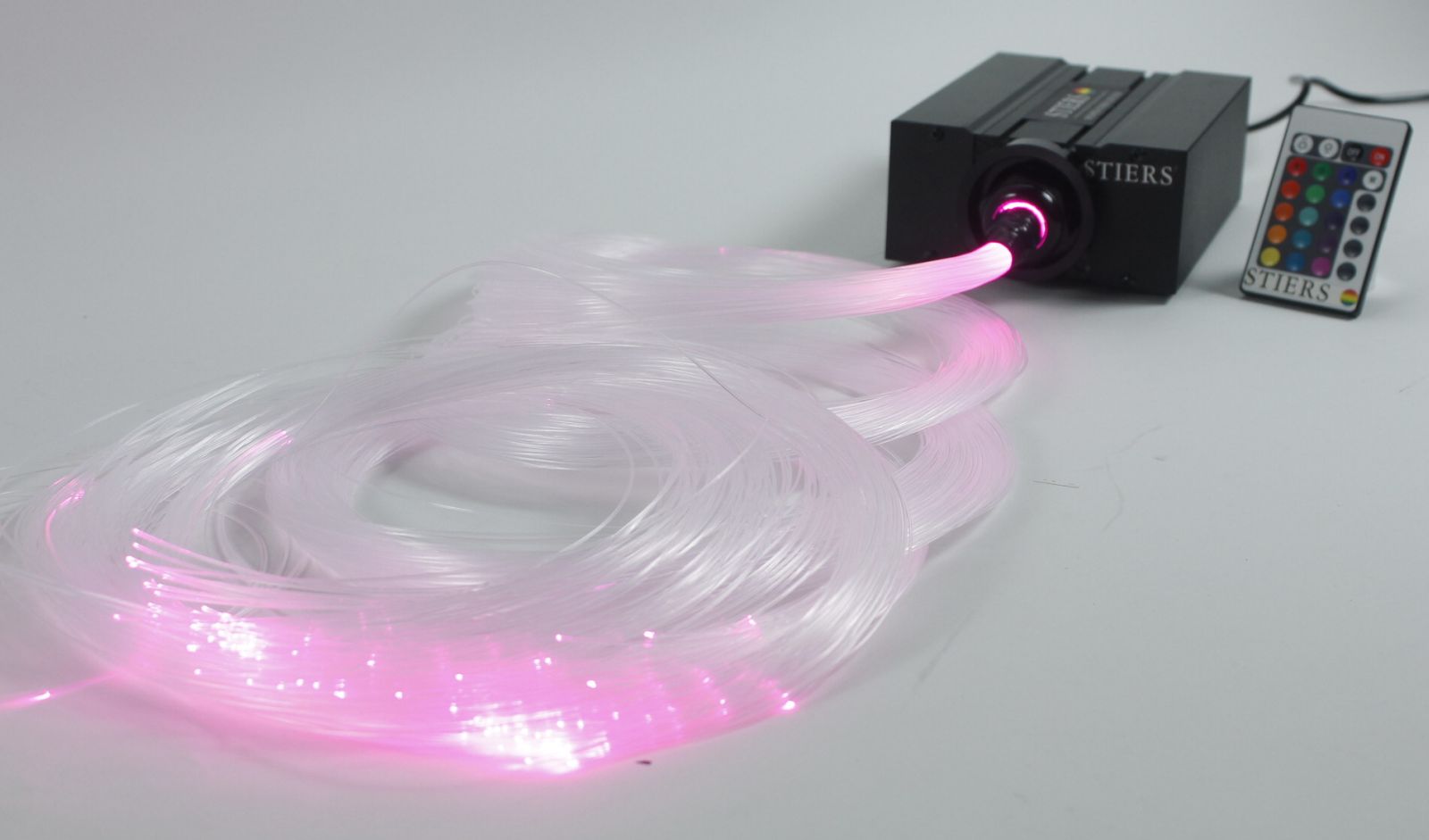 Glasfaser-Sternenhimmel mit LED-Technik 200 Lichtfaser Einbau Set